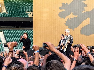 U2