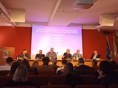 Panel Hitweek