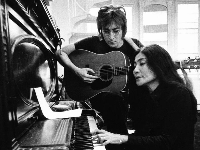 2010, l'anno di John Lennon: Rockol lo ricorda così 2010, l'anno di John Lennon: Rockol lo ricorda così