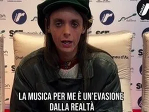 Lucio Corsi - Sanremo 2025, le interviste di Rockol: Lucio Corsi