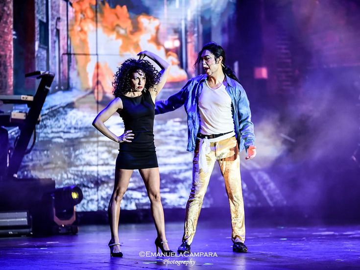 Il 're del pop' chiede aiuto al 'principe del foro'