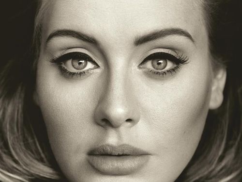 Adele, oggi al via il tour di '25': in Gran Bretagna biglietti a oltre 30mila euro