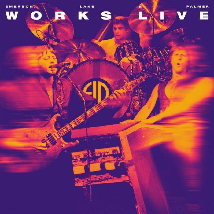 https://images.rockol.it/ylSmGgSojCQWE7c9WMdkW0DdpLk=/700x0/smart/rockol-img/img/foto/upload/emerson-lake-and-palmer-works-live-768x768.jpg