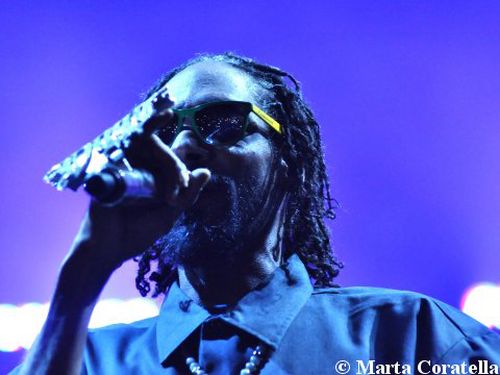 Dal gangsta alle filastrocche: la nuova impresa di Snoop Dogg