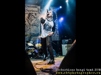 I Satanic Surfers lasciano la Burnig Heart per la Bad Taste Records