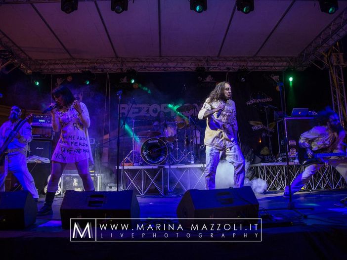 Lacuna Coil: il nuovo singolo è ‘Nothing stands in our way’. Ascoltalo qui Lacuna Coil: il nuovo singolo è ‘Nothing stands in our way’. Ascoltalo qui
