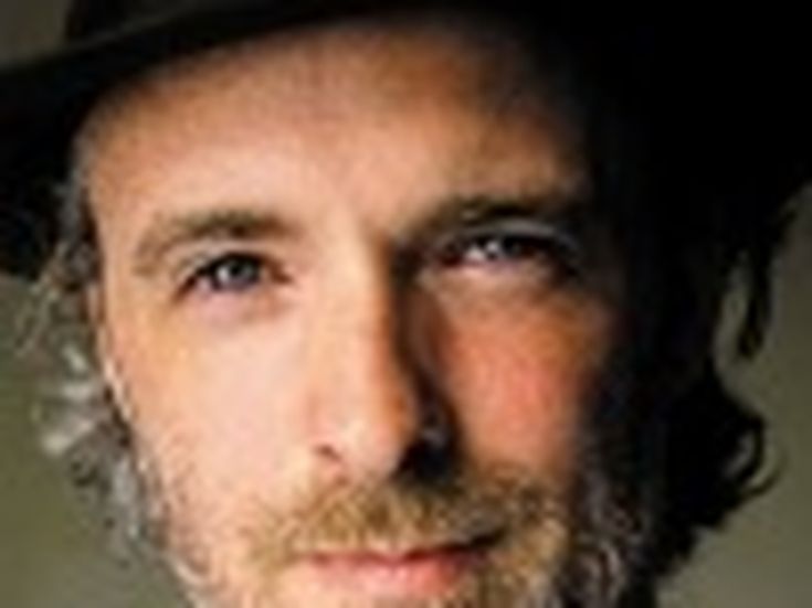 Fran Healy in acustico per Rockol: guarda qui la performance e l'intervista
