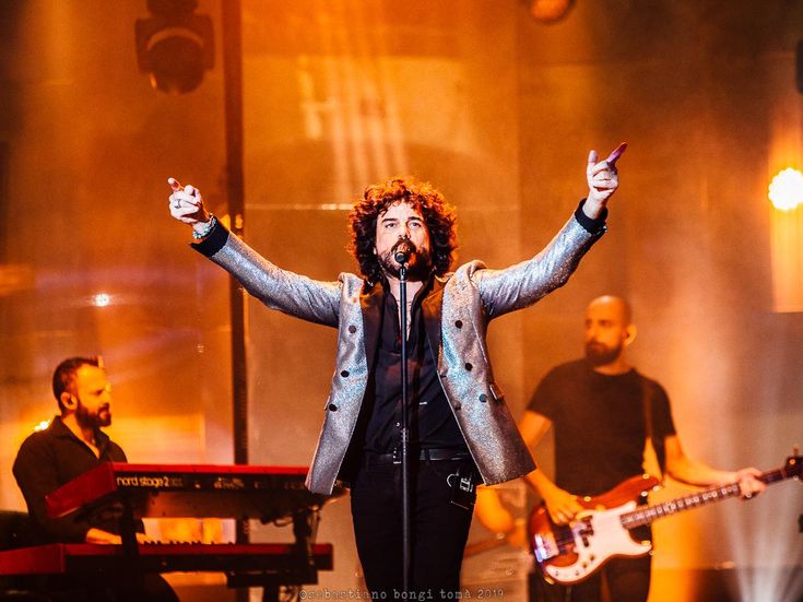 ‘SmAil’ di Francesco Renga, già in vendita i biglietti