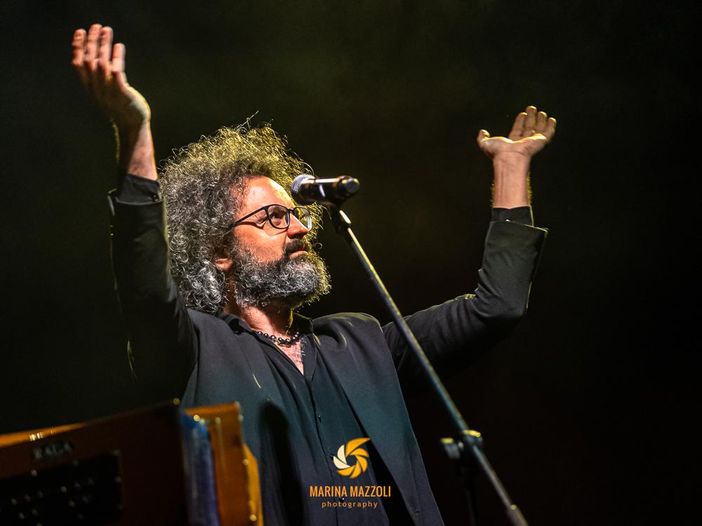 Simone Cristicchi firma la colonna sonora del film &#039;Cose dell&#039;altro mondo&#039;