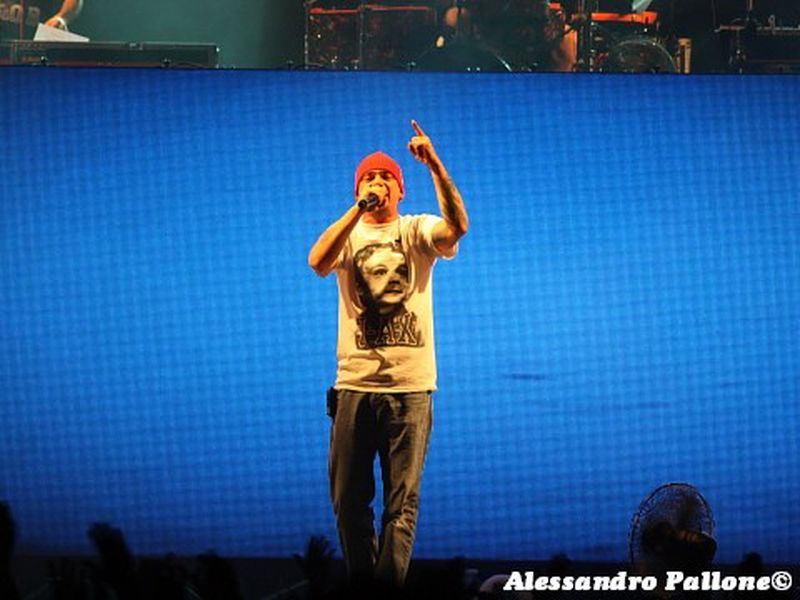 1 Ottobre 2011 - PalaFiera - Brescia - J-Ax in concerto