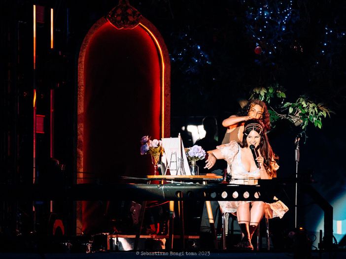 Debutta Lana Del Rey di New York. Primo singolo &#039;Video games&#039; subito