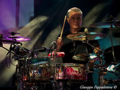 Santana, il nuovo album (forse) in autunno