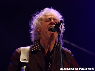 Bob Geldof, il giorno del dolore: Peaches a casa prima del funerale