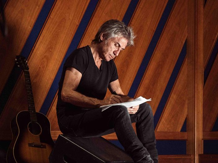 Ligabue: la prima mostra fotografica è firmata da Jarno Iotti Ligabue: la prima mostra fotografica è firmata da Jarno Iotti