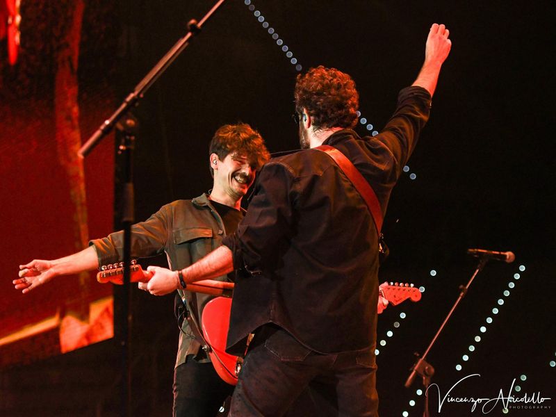 6 dicembre 2023 - PalaAlpitour - Torino - Tommaso Paradiso in concerto 6 dicembre 2023 - PalaAlpitour - Torino - Tommaso Paradiso in concerto